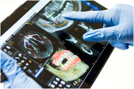 Digital dental lab in California using smart ways to communicate with patients and plan treatment better